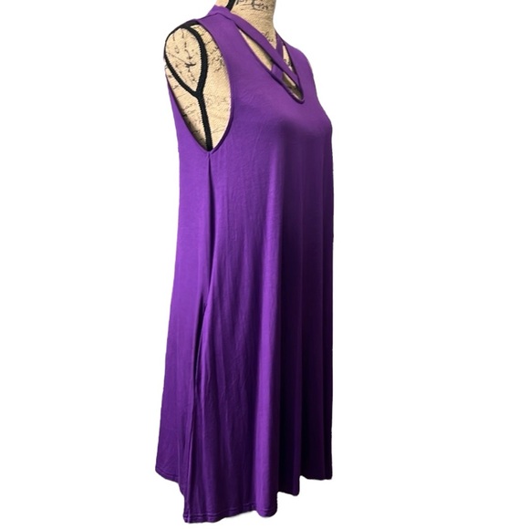 Lainab NWT Sleeveless purple dress with side pockets. Size large - Picture 3 of 6
